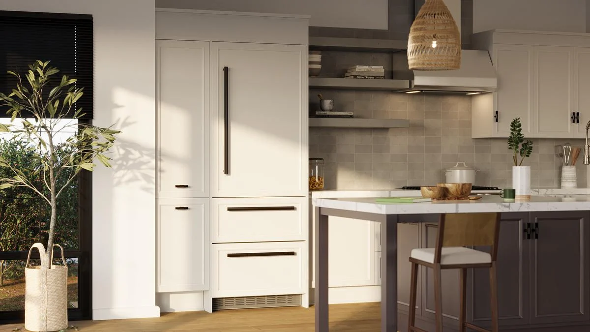 Liebherr HC1580G Fully Integrated Bottom Freezer Refrigerator - Image 5