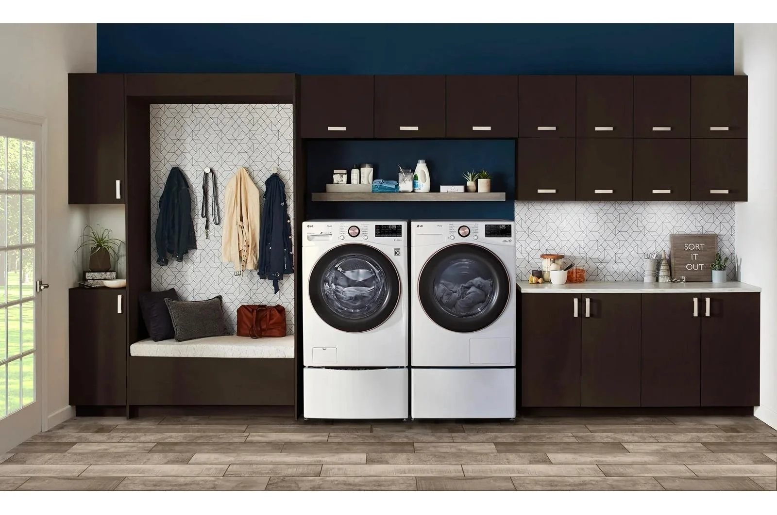 Lg DLHC4002W 7.8 cu. ft. Mega Capacity Smart Front Load Dryer with Dual Inverter HeatPump™ Technology and Inverter Direct Drive Motor System - Image 15