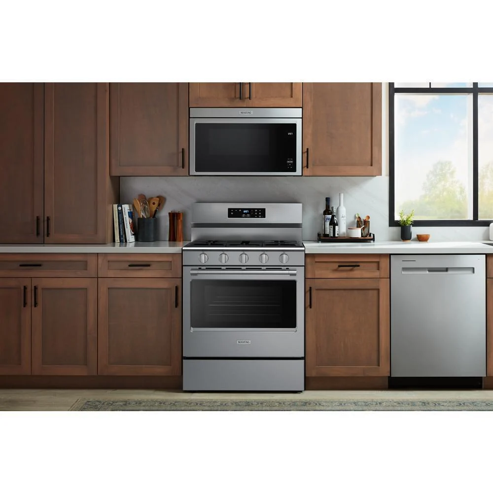 Maytag MFGS6030RZ 30-Inch Wide Gas Range With No Preheat Air Fry and Air Baking - 5.0 cu. ft. - Image 2