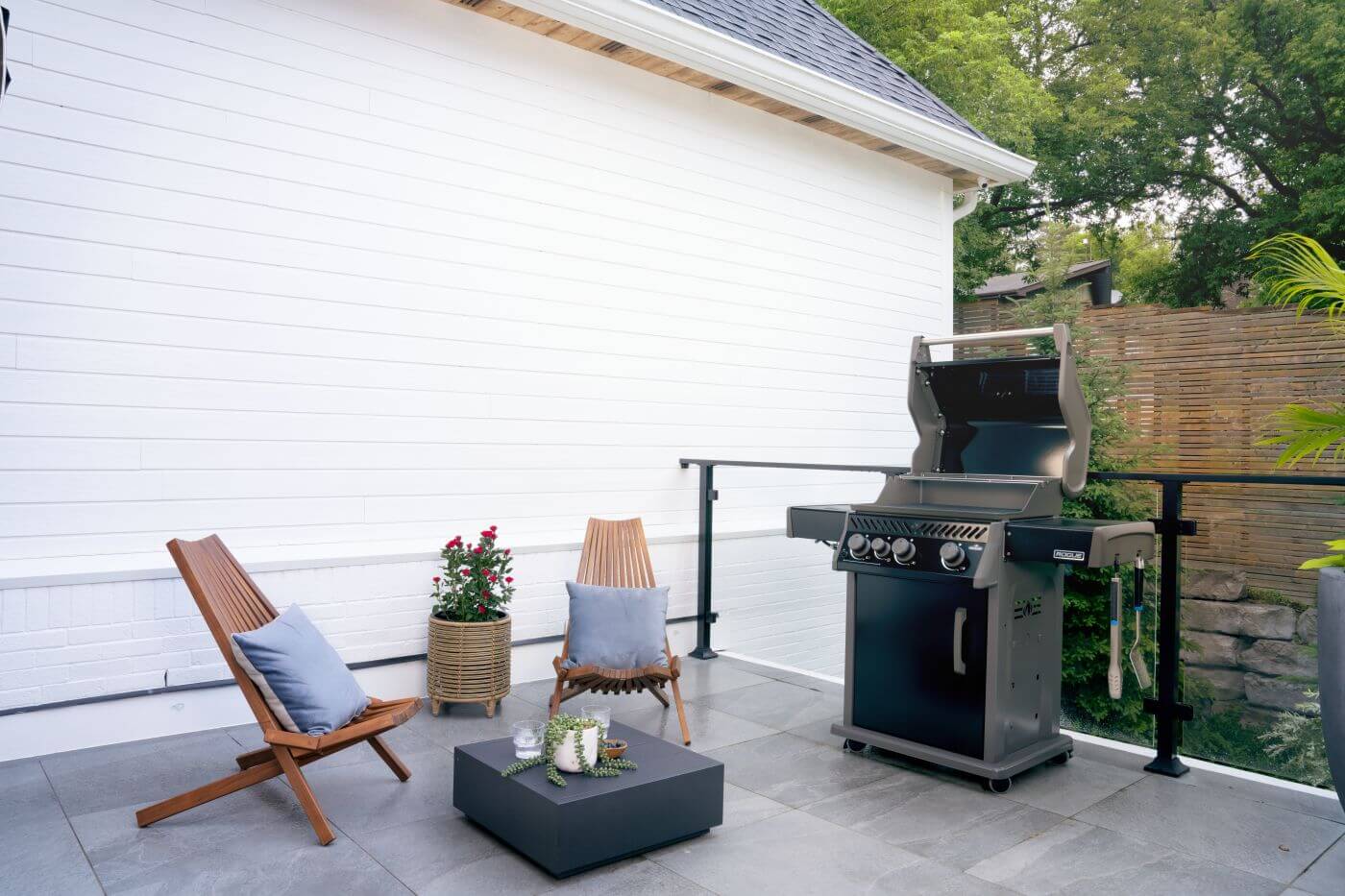 Napoleon Bbq R425SBNK2FB Rogue 425 SB with Range Side Burner , Natural Gas, Black - Image 13