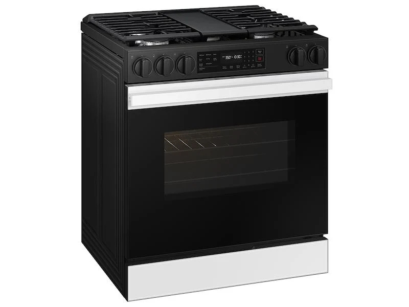 Samsung NSG6DB830012 Bespoke 6.0 cu. ft. Smart Slide-In Gas Range with Air Fry & Precision Knobs in White Glass - Image 11