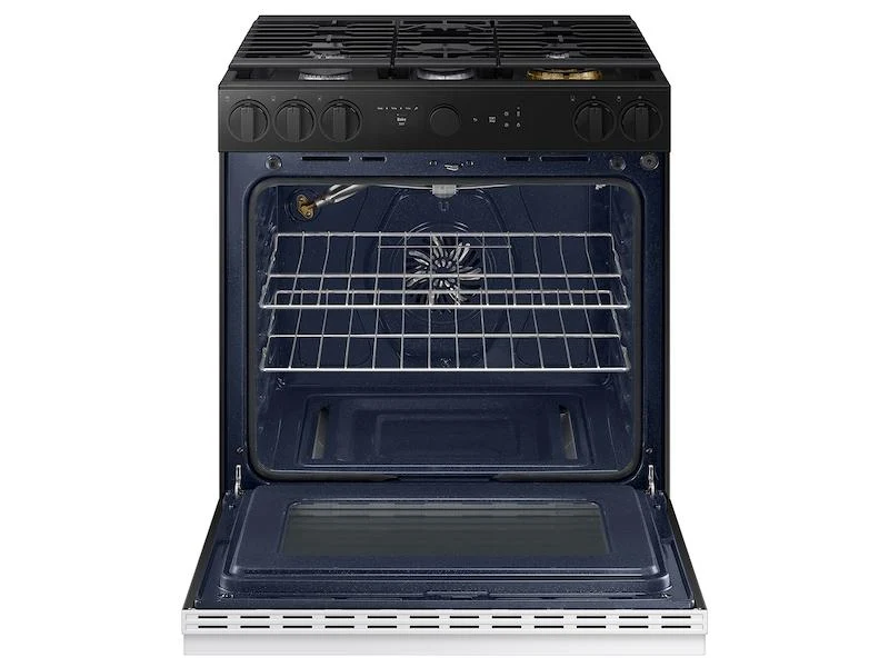 Samsung NSG6DB850012 Bespoke 6.0 cu. ft. Smart Slide-In Gas Range with Air Sous Vide & Air Fry in White Glass - Image 4