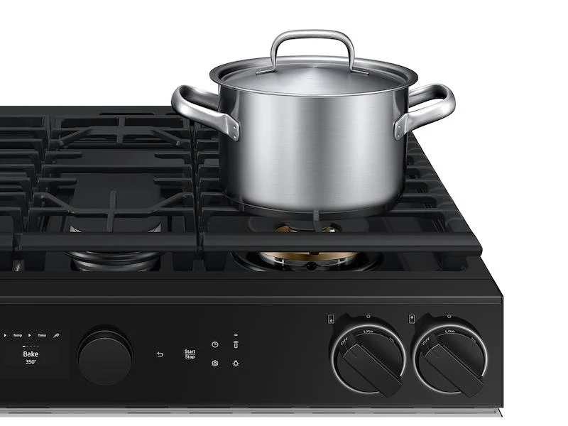 Samsung NSG6DB870012 Bespoke Slide-in Gas Range - Image 11