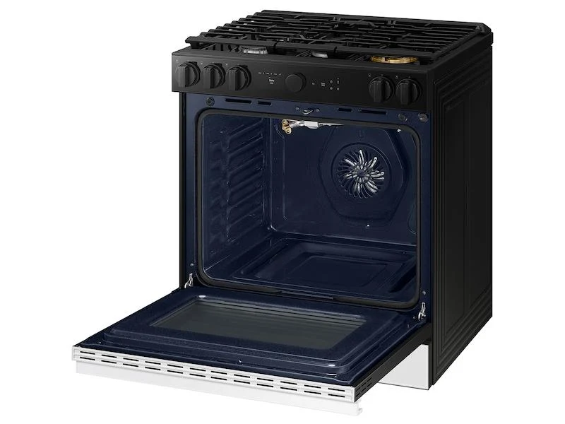Samsung NSG6DB870012 Bespoke Slide-in Gas Range - Image 5