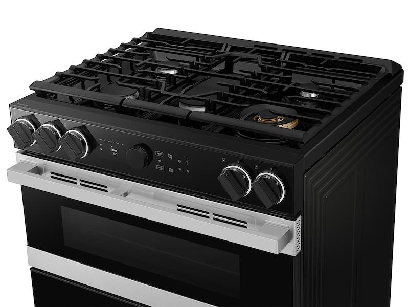 Samsung NSG6DG8550SR Bespoke Slide-in Gas Range - Image 11