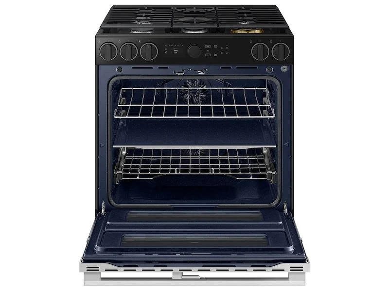 Samsung NSY6DG8550SR Bespoke Smart Slide-In Dual Fuel Range 6.3 cu. ft. with Flex Duo™ & Illuminated Precision Knobs in Stainless Steel - Image 13