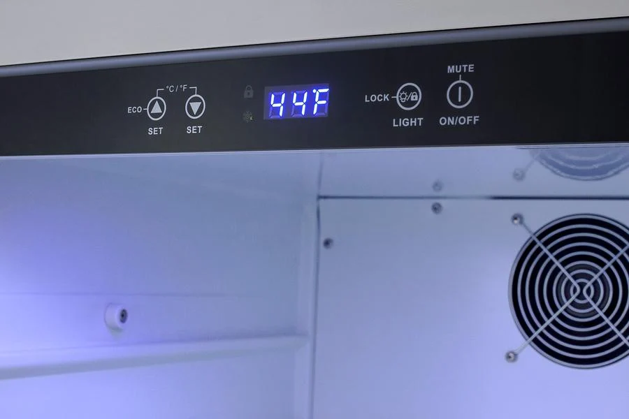 Summit AL55OSCSS 24" Built-in Outdoor Refrigerator, ADA Compliant - Image 2