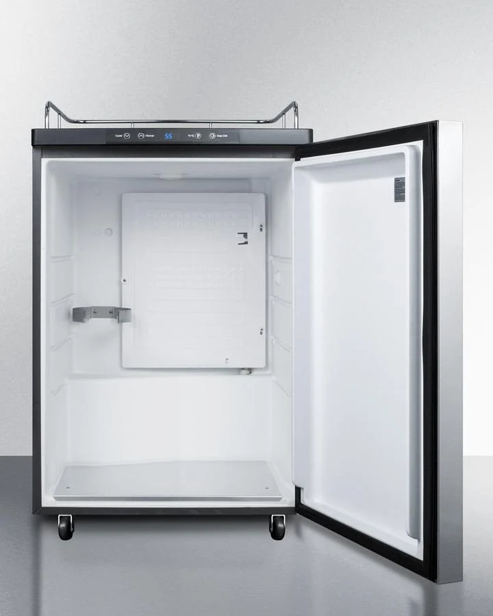 Summit SBC635MNKSSHH 24" Wide Kegerator - Image 3