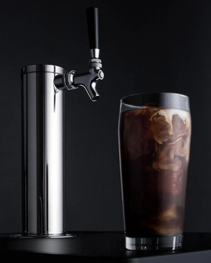 Summit SBC695OSCF 24" Wide Built-in Outdoor Cold Brew Coffee Kegerator - Image 4