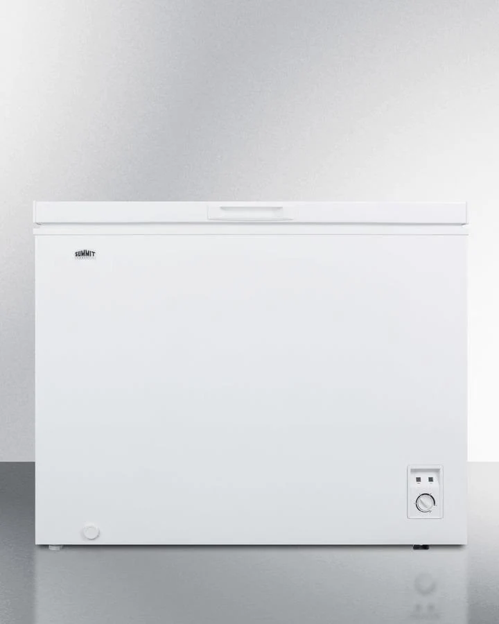 Summit WCH07W 7 CU.FT. Residential Chest Freezer In White