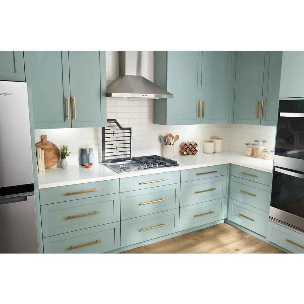 Whirlpool WCGK5030PS 30-inch Gas Cooktop with EZ-2-Lift™ Hinged Cast-Iron Grates - Image 3