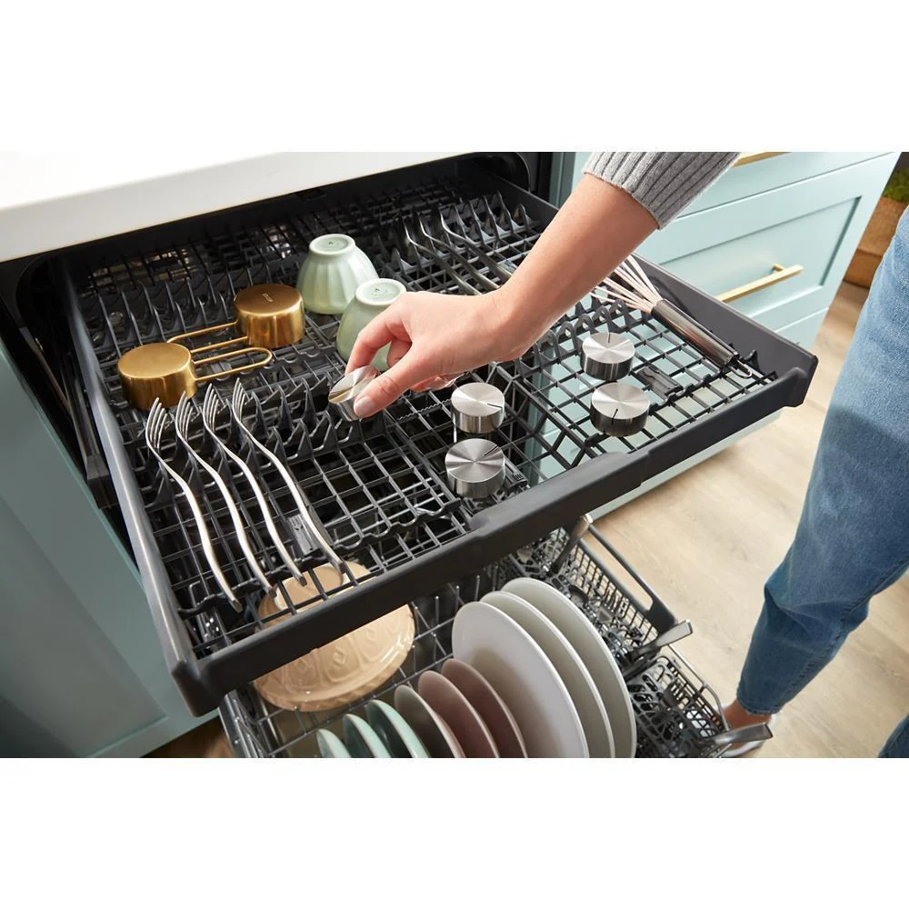 Whirlpool WCGK7030PS 30-inch Gas Cooktop with 5 Burners and EZ-2-Lift™ Hinged Cast-Iron Grates - Image 17