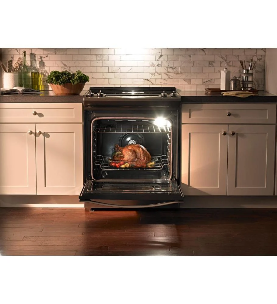 Whirlpool WEE760H0DS 6.2 cu. ft. Front-Control Electric Range with True Convection - Image 6