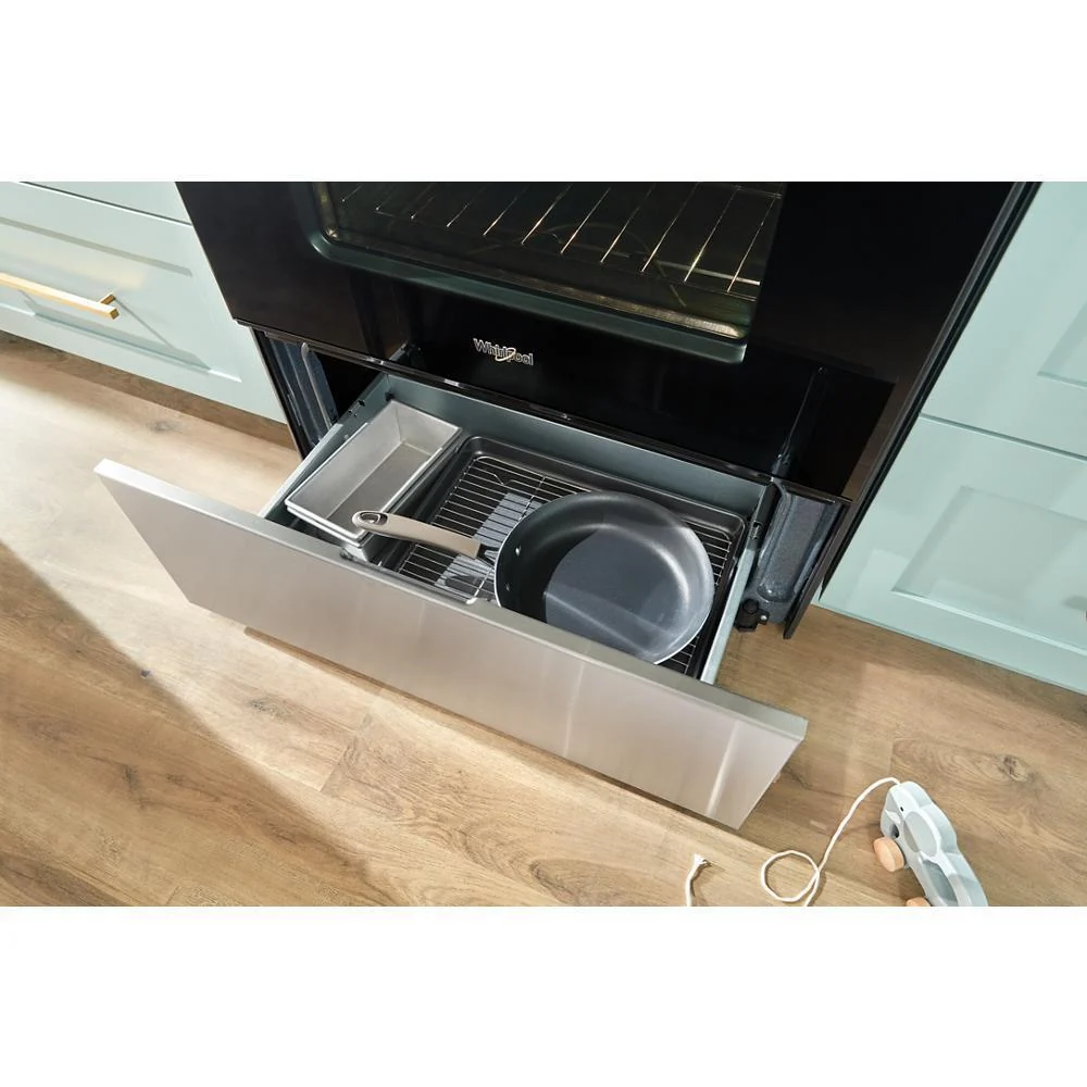 Whirlpool WFES3030RS 30-inch Electric Range with No Preheat Mode - Image 4