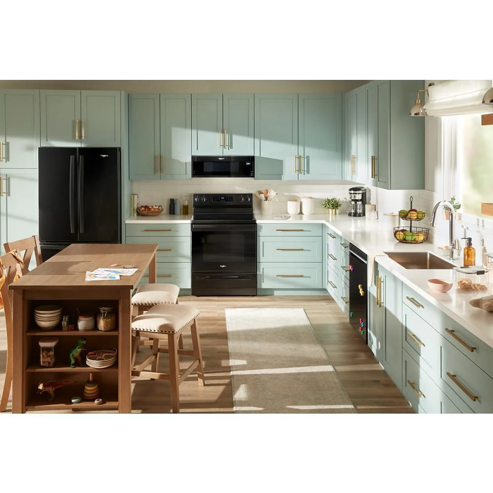 Whirlpool WFES3330RB 30-inch Electric Range with Steam Clean - Image 3
