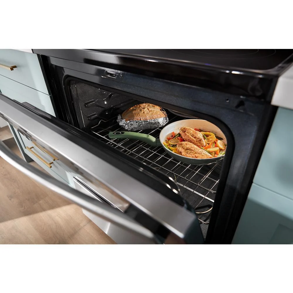 Whirlpool WFES3330RS 30-inch Electric Range with Steam Clean - Image 8