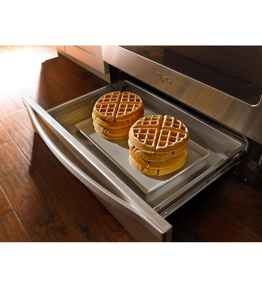 Whirlpool WFG715H0EE 5.8 Cu. Ft. Freestanding Gas Range with AquaLift® Self-Cleaning Technology - Image 3
