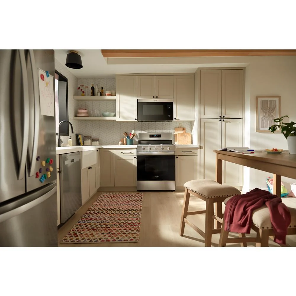 Whirlpool WFGS5030RS 30-inch Gas Range with Air Cooking Technology, No Preheat Air Fry and Air Baking and Self Clean - Image 2