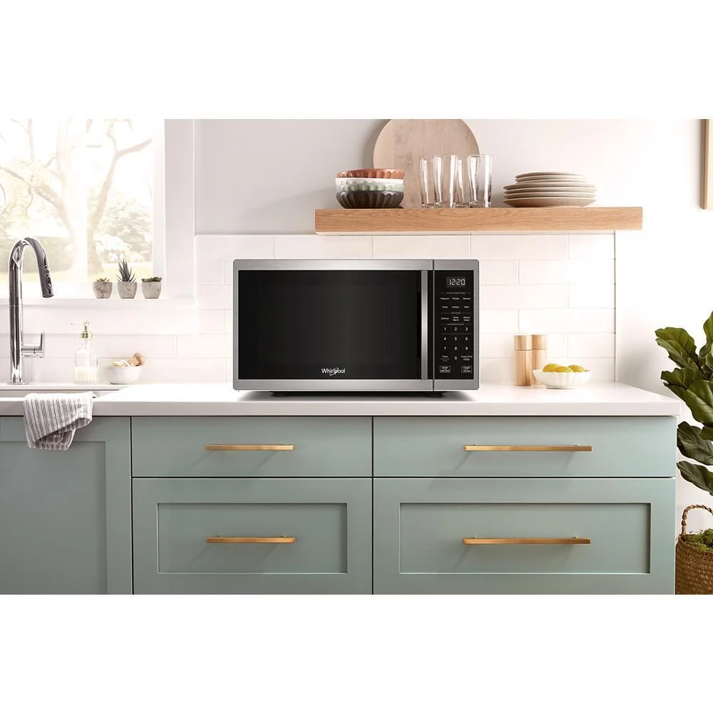 Whirlpool WMCS3019RS 0.9 cu. ft. Stainless Steel Countertop Microwave With Steam Clean - 900 watt - Image 3