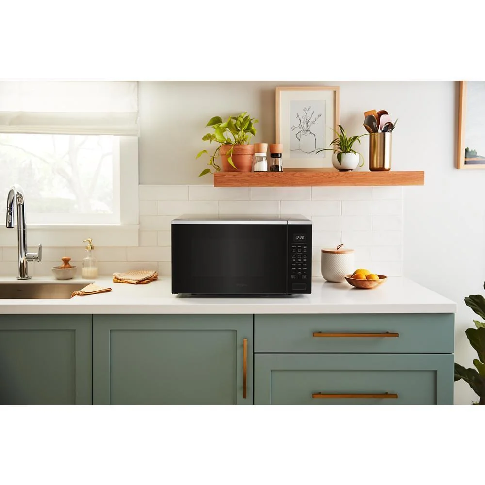 Whirlpool WMCS7022RZ 1.6 cu. ft. Sensor Cooking Microwave - Image 3