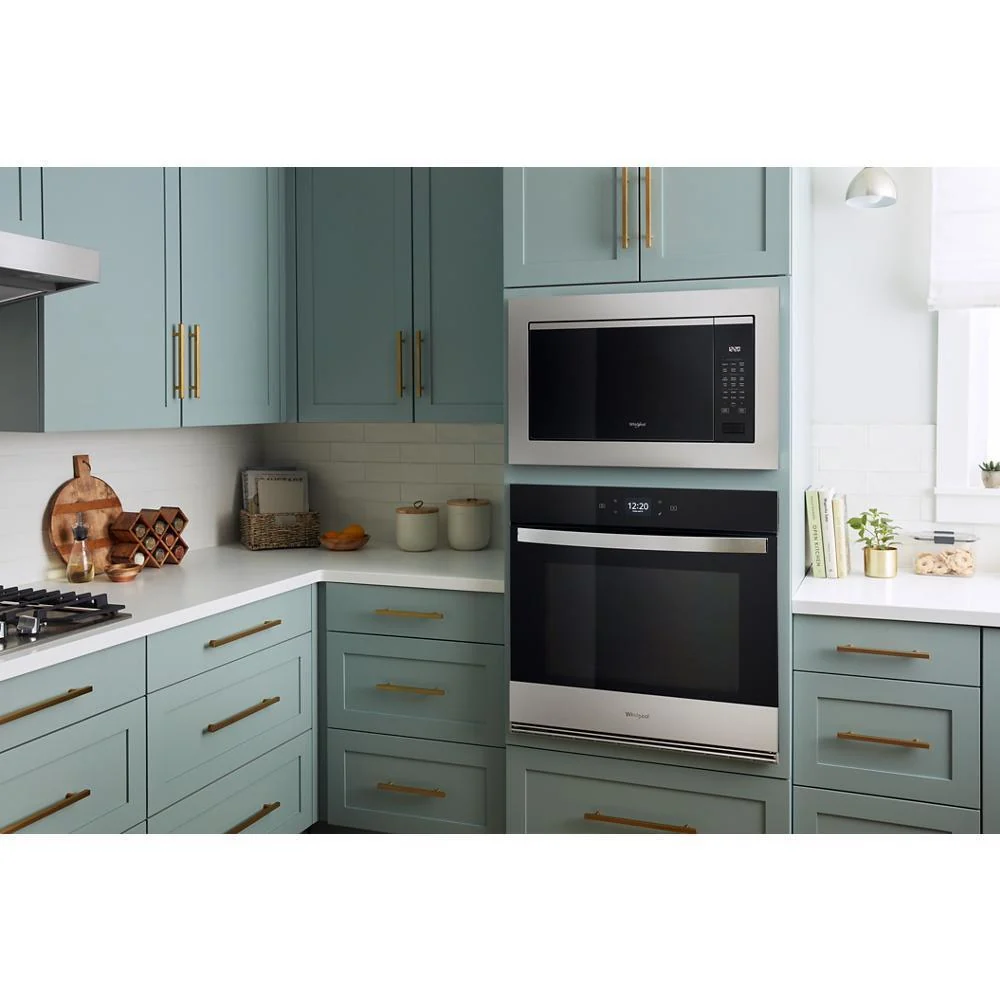Whirlpool WMCS7024RZ 2.2 cu. ft. Sensor Cooking Microwave - Image 6