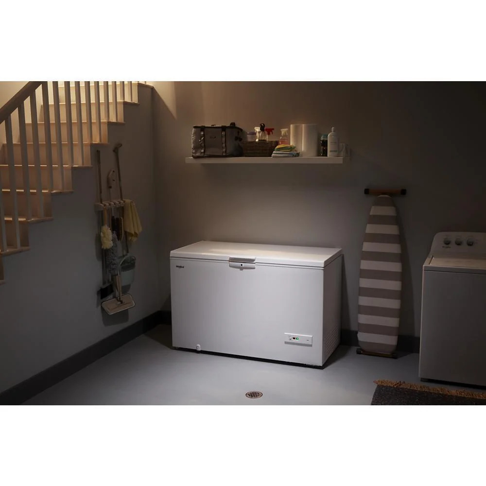 Whirlpool WZC5216LW 16 Cu. Ft. Convertible Chest Freezer with 3 Storage Levels - Image 17